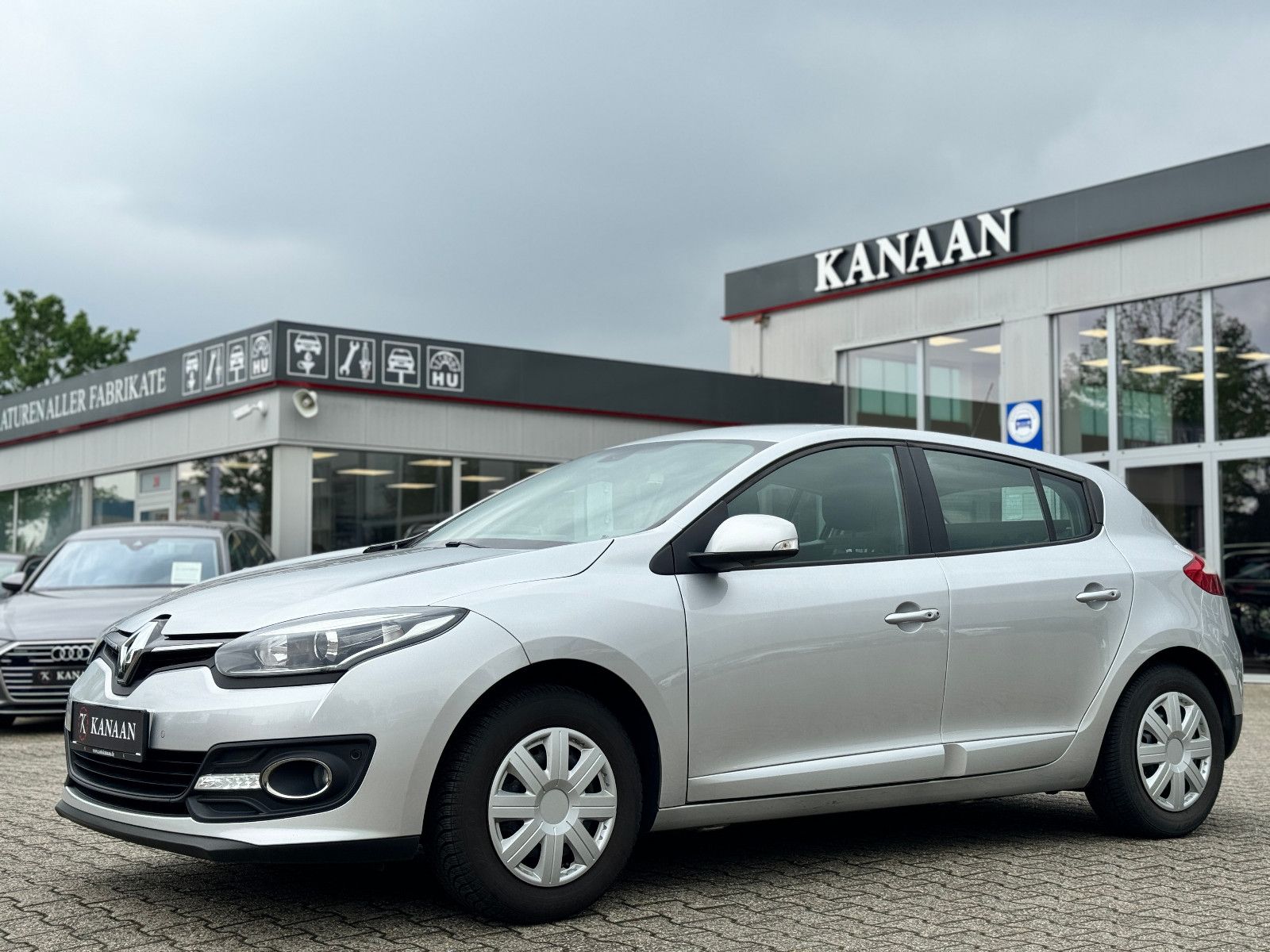 Renault Megane III 1.2 TCE Paris *NAVI|PDC|TEL*