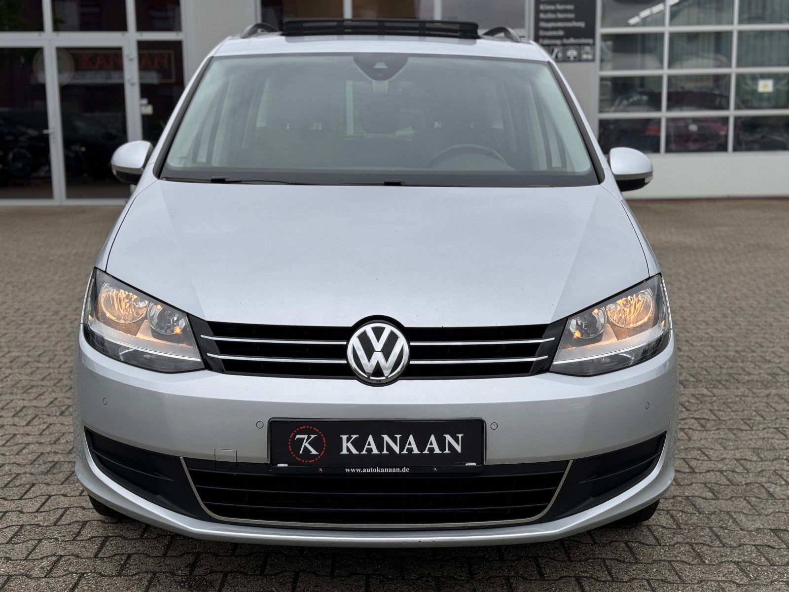 Fahrzeugabbildung Volkswagen Sharan 2.0 TDI Comfortline *DSG|NAVI|PANORAMA*