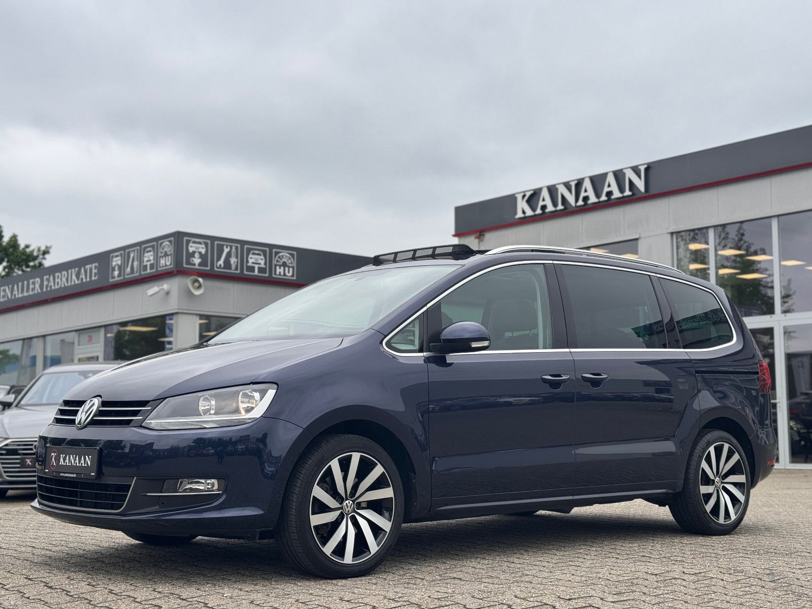 Volkswagen Sharan 2.0 TDI Highline *DSG|PANORAMA|6-SITZE*