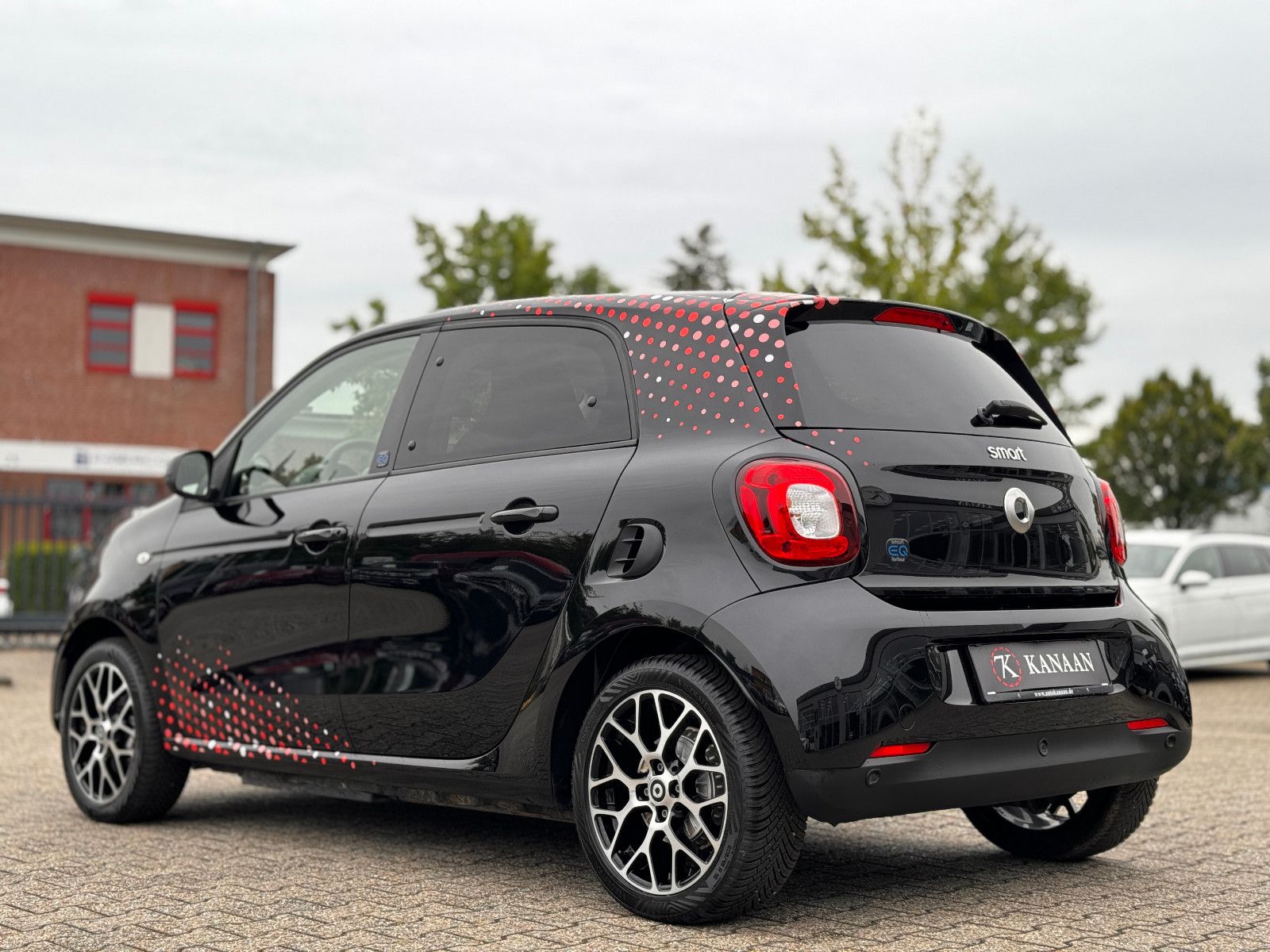 Fahrzeugabbildung Smart ForFour EQ PRIME *KLIMA|PDC|TEL|SHZ*