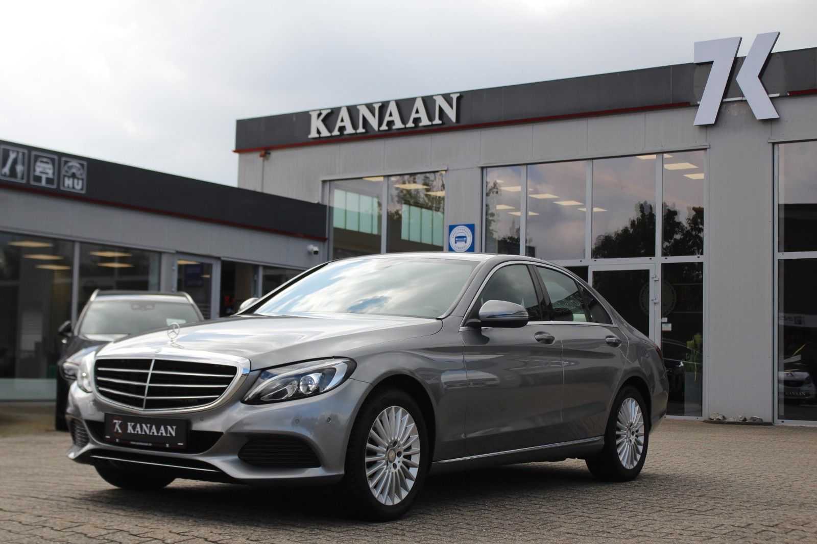 Mercedes-Benz C 160 EXCLUSIVE BUSINESS PLUS*NAVI|PDC|SHZ|LED*