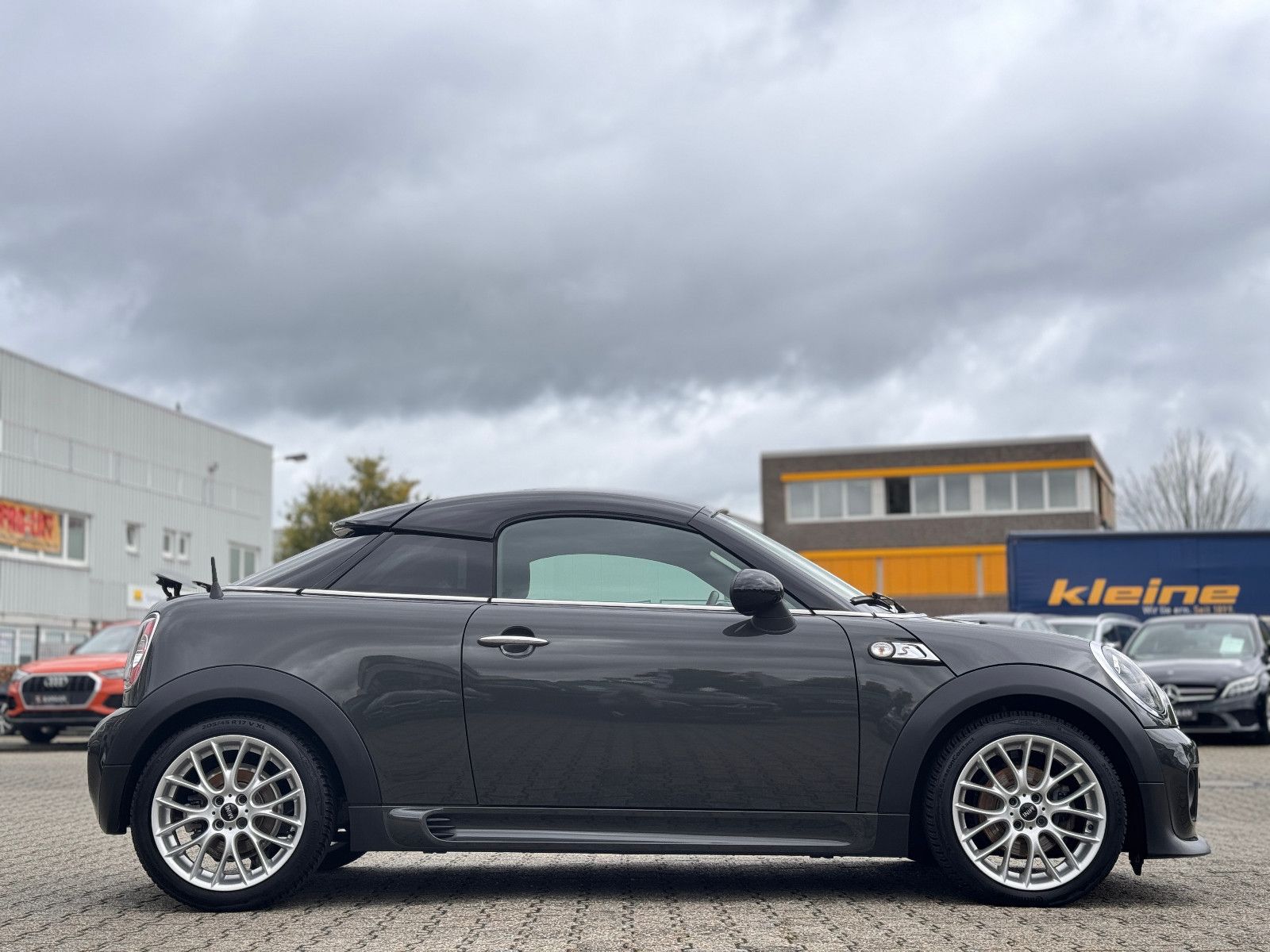 Fahrzeugabbildung MINI Cooper SD Coupé JCW *KLIMA|PDC*