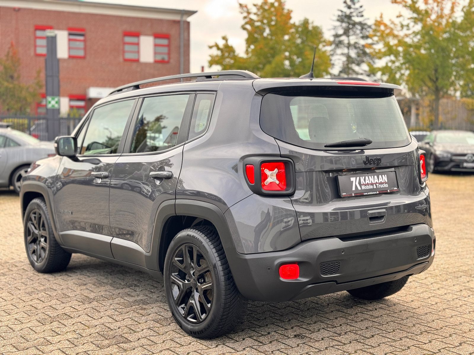 Fahrzeugabbildung Jeep Renegade 1.0 T-GDI Longitude *TEL|PDC|DAB*