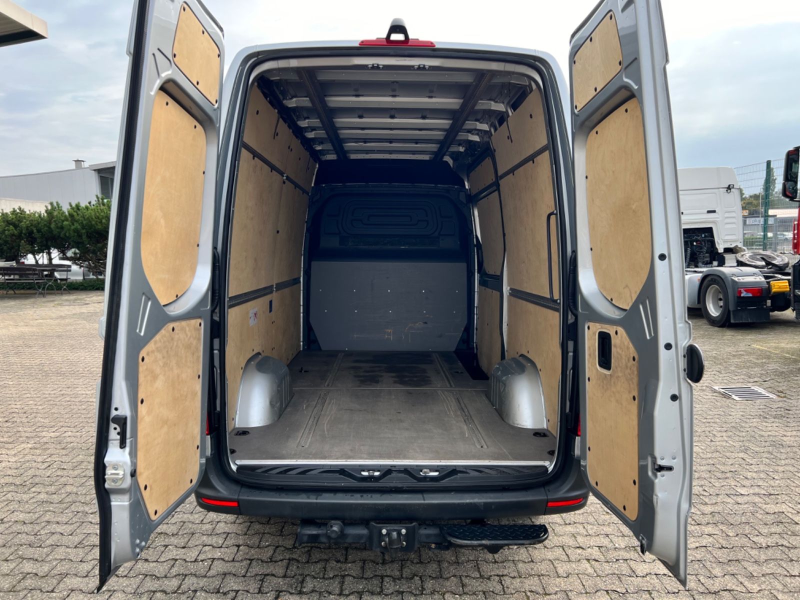 Fahrzeugabbildung Mercedes-Benz Sprinter III 317 CDI Kasten *NAVI|CAM|ASSIST*