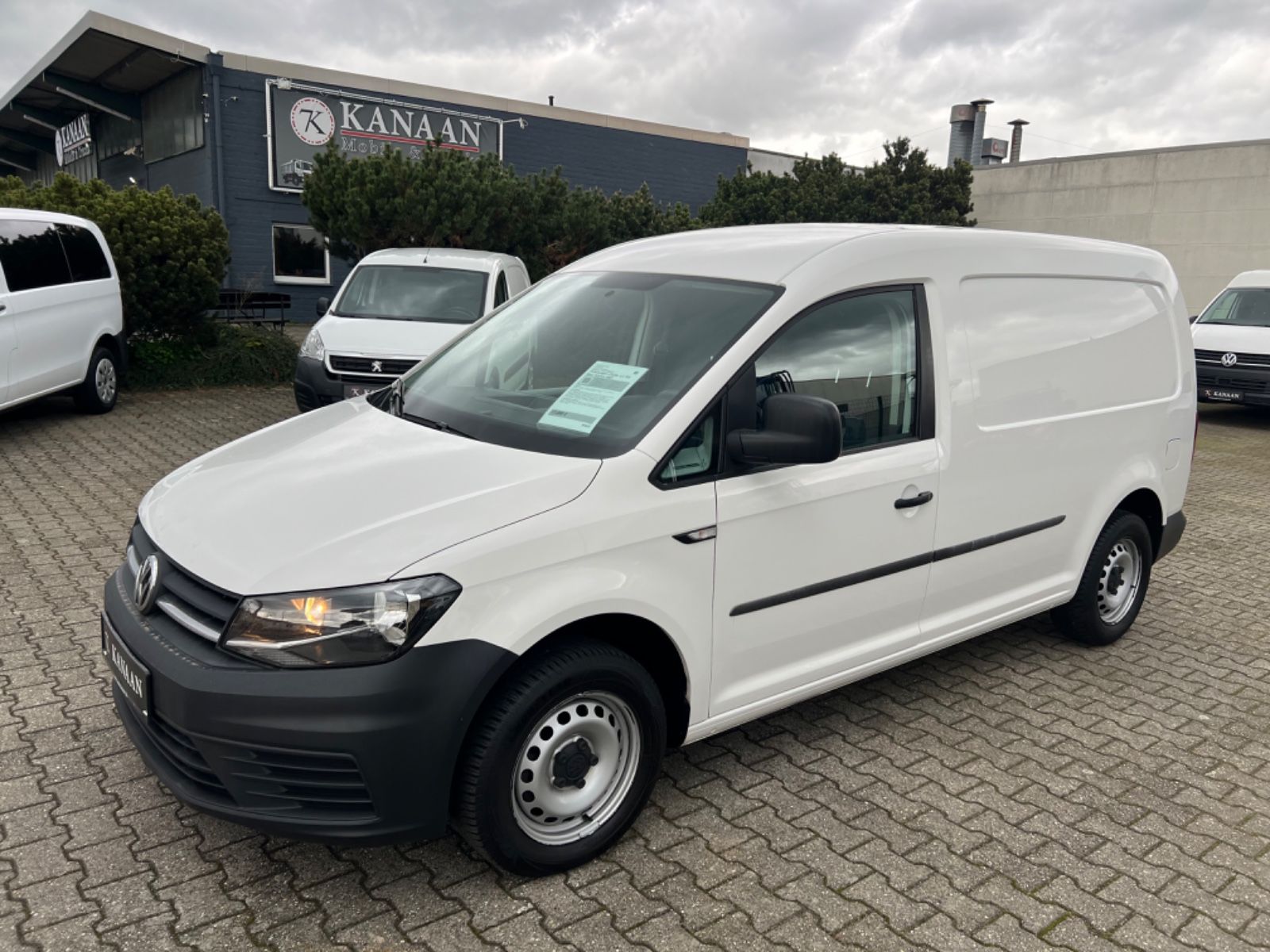 Fahrzeugabbildung Volkswagen Caddy 2.0 TDI Maxi Kasten BMT *KLIMA|