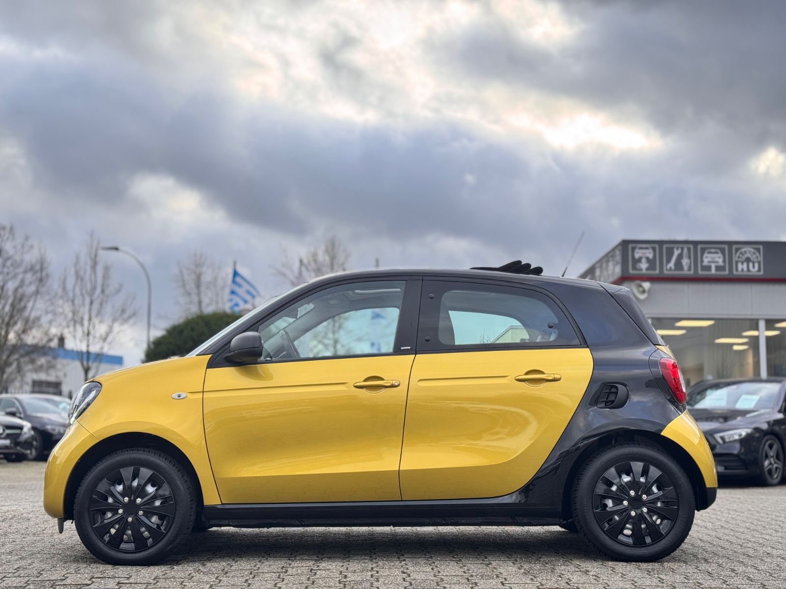 Fahrzeugabbildung Smart ForFour 0.9 Turbo Passion*FALTDACH|CAM|AMBIENTE*