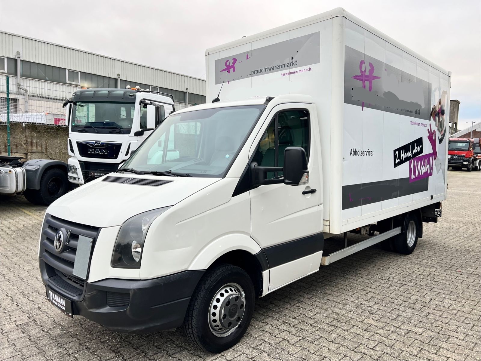 Fahrzeugabbildung Volkswagen Crafter 2.5  BlueTDI Koffer 5t   Nutzl. 2.000Kg