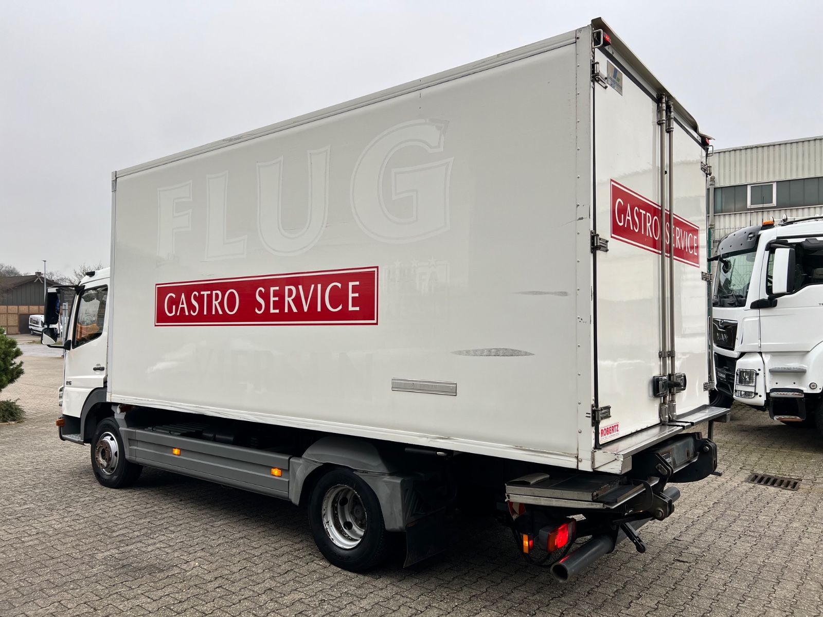 Fahrzeugabbildung Mercedes-Benz 816 Atego Tiefkühlkoffer Carrier LBW