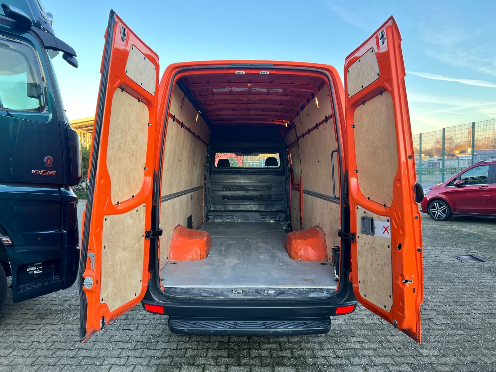 Fahrzeugabbildung Mercedes-Benz Sprinter II Kasten 516 CDI MAXI AUTOM SCHECKHEFT