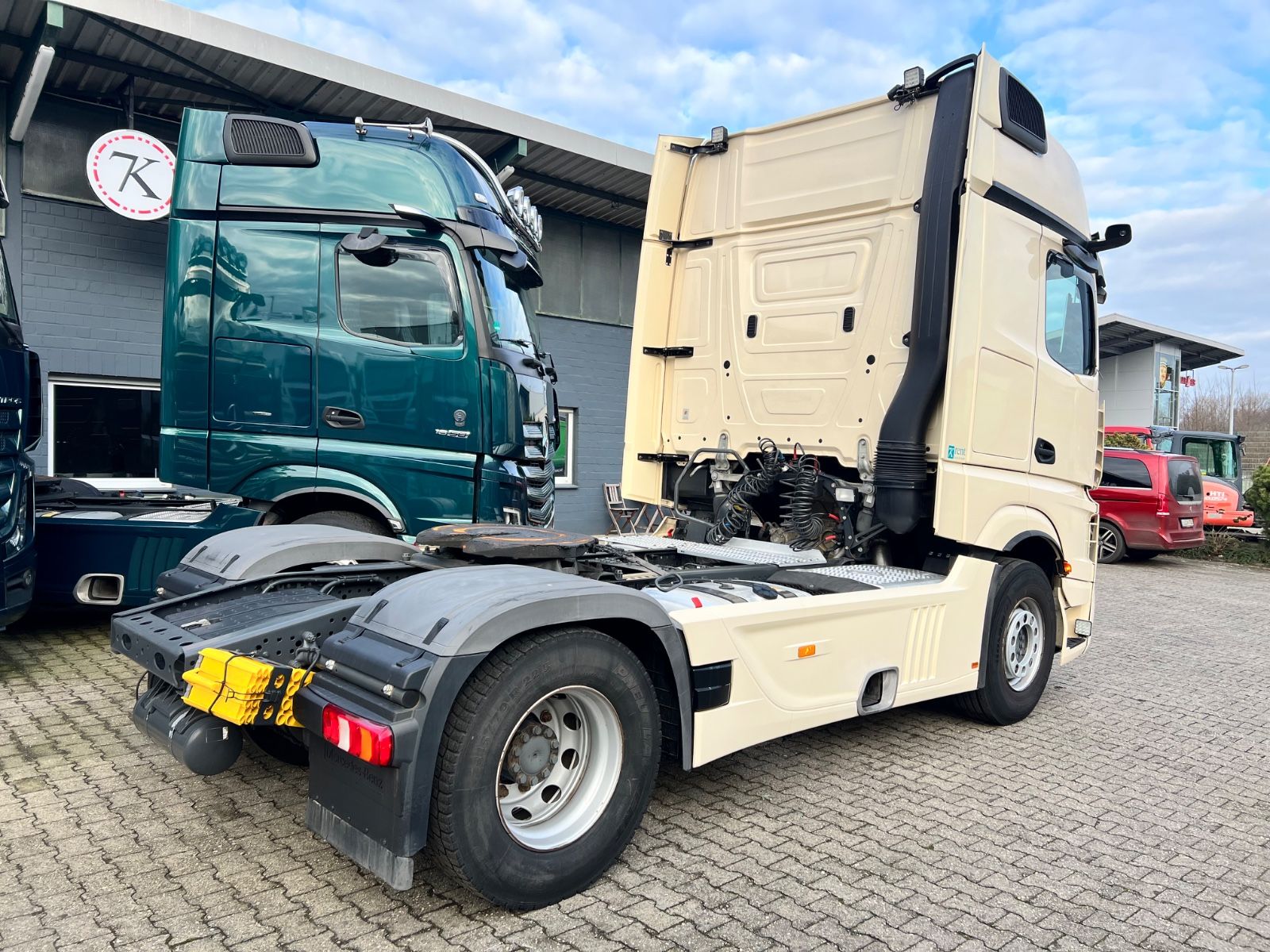 Fahrzeugabbildung Mercedes-Benz 1848 LS Actros 5   GigaSpace